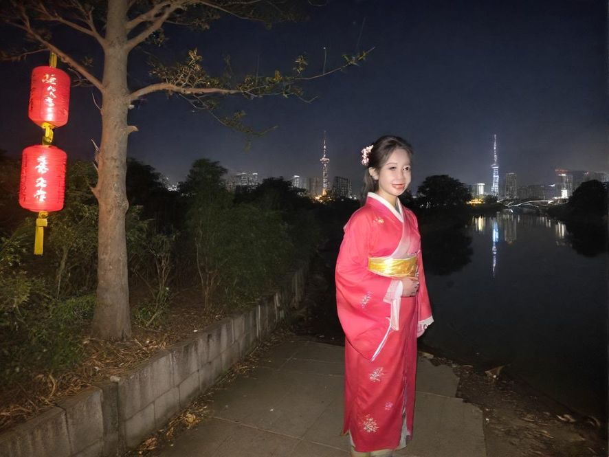 深圳夜幕下城市天际线